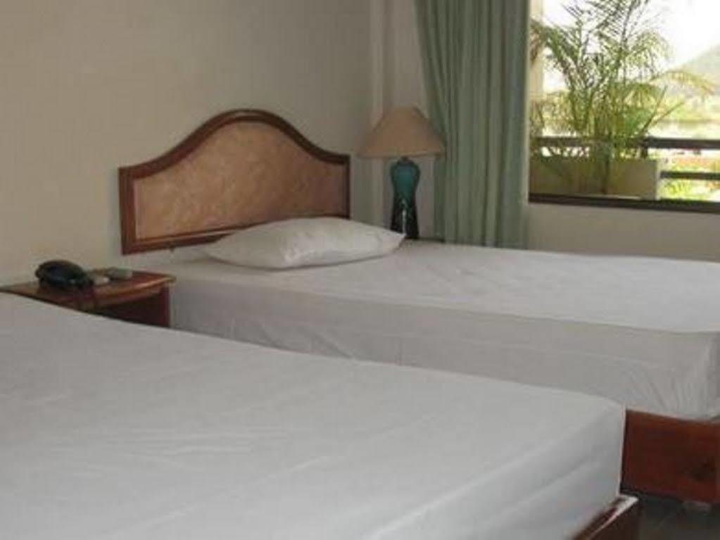 Ngu Binh Hue Hotel Eksteriør billede