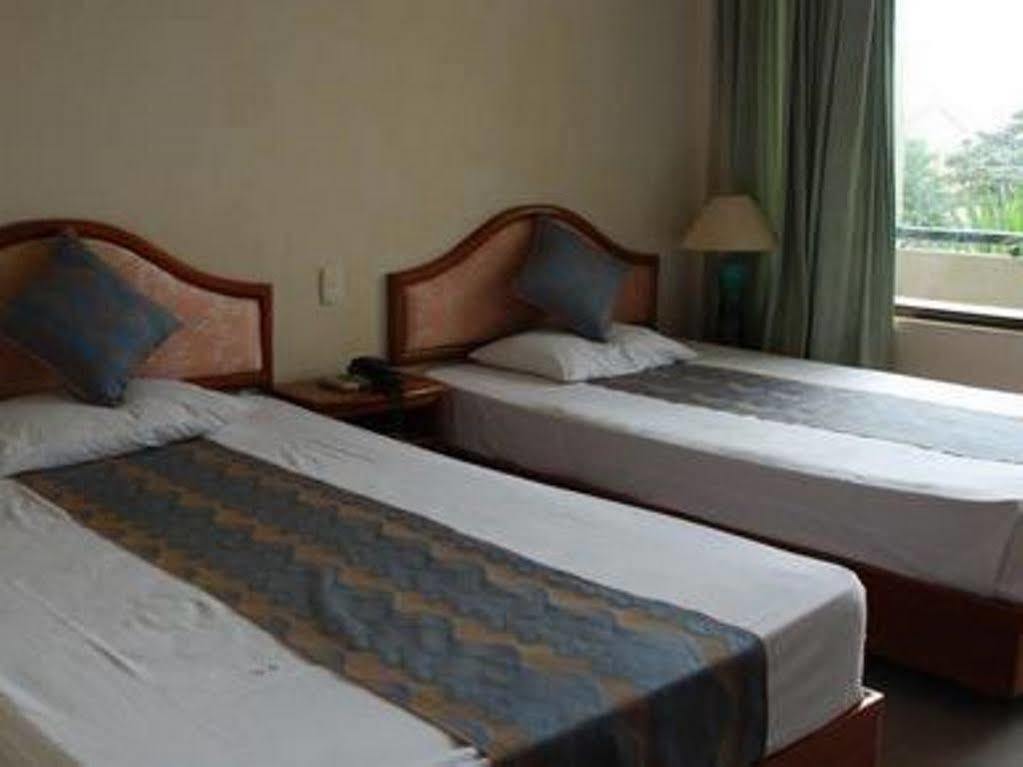 Ngu Binh Hue Hotel Eksteriør billede