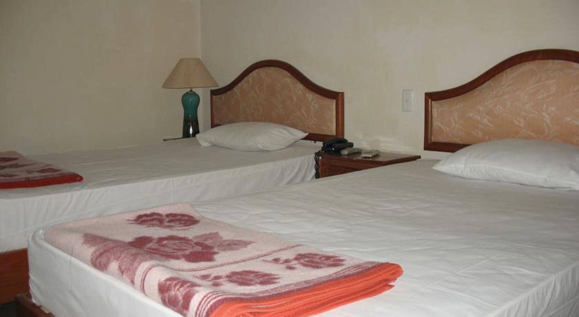 Ngu Binh Hue Hotel Eksteriør billede